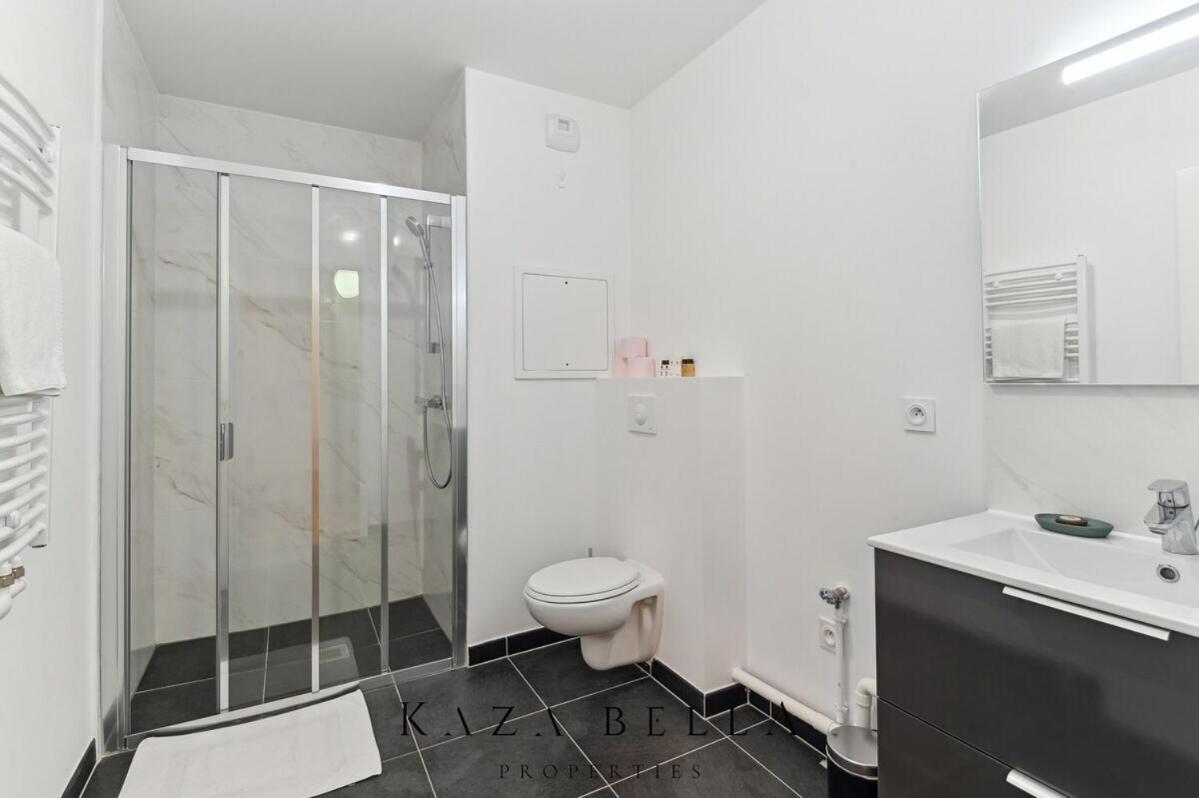 Kaza Bella - Saint Ouen Beautiful Apartment Номер фото